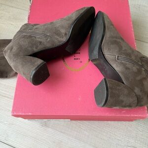 Vaneli CaissyTaupe Stretch Boots